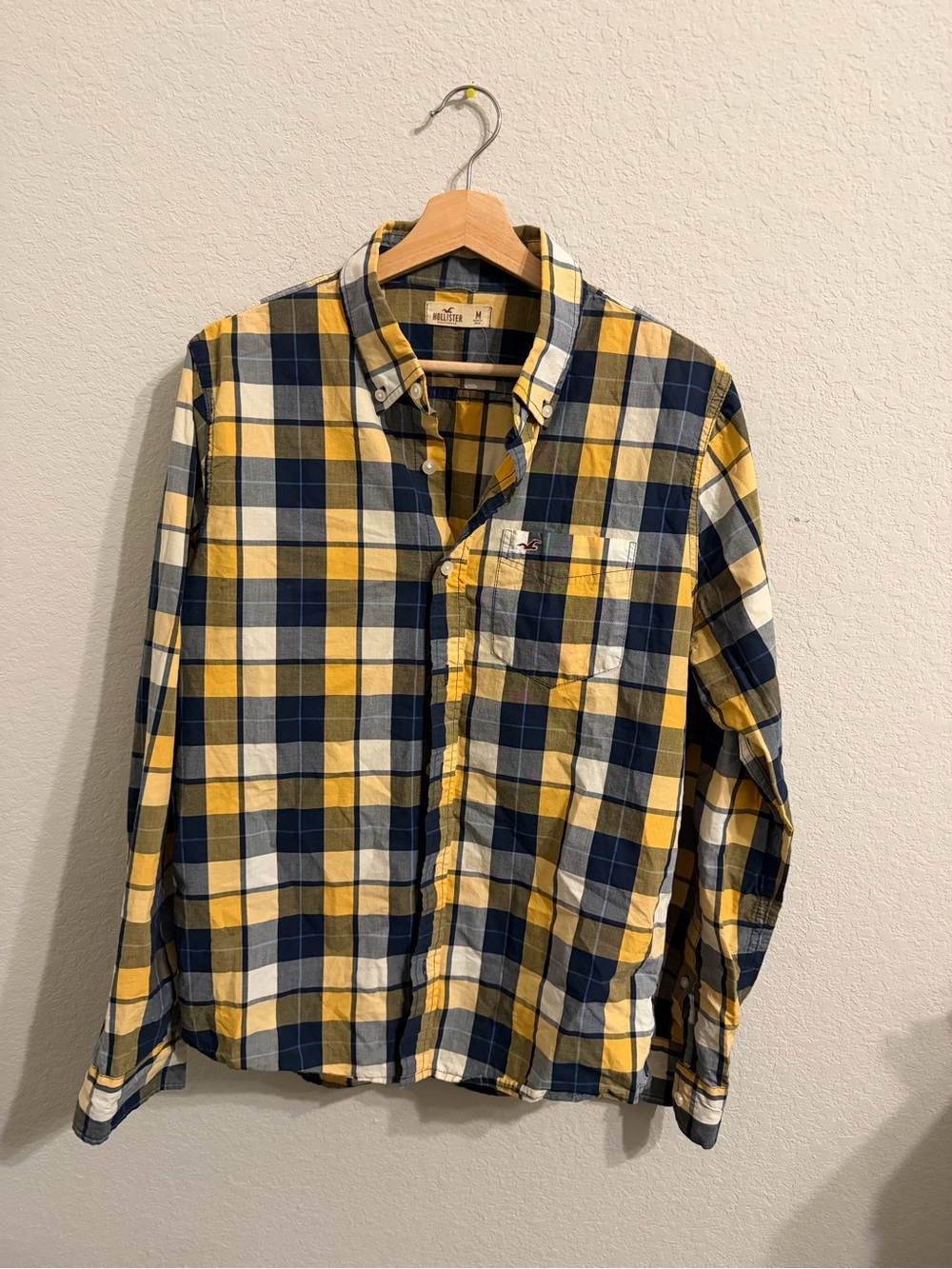 Hollister Men's Navy, Yellow & Cream Plaid Button-Down Shirt
